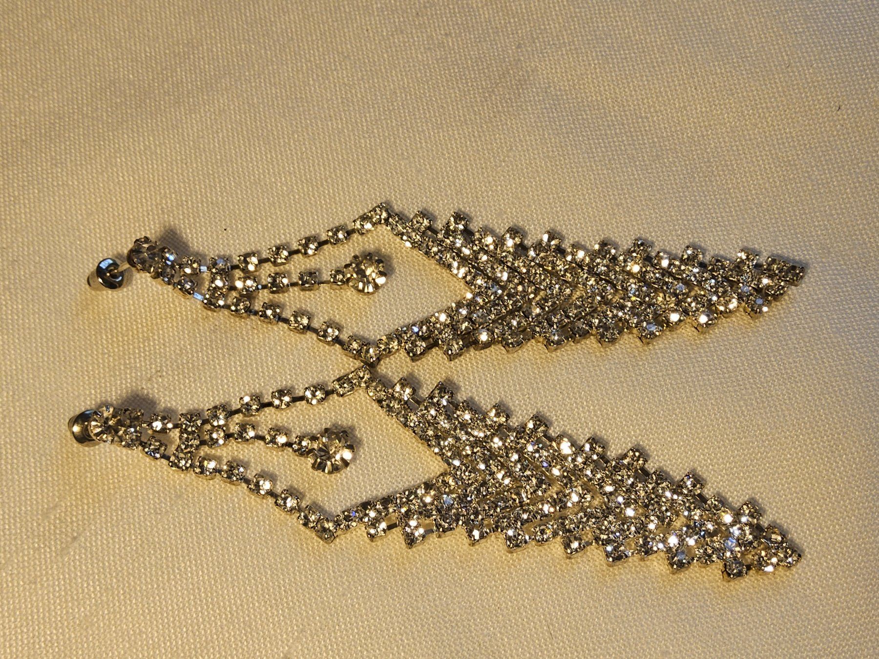 Ohrringe & -stecker: Vintage luxuriöse Strass Ohrhänger – Gebraucht aus Zürich von helsan 3