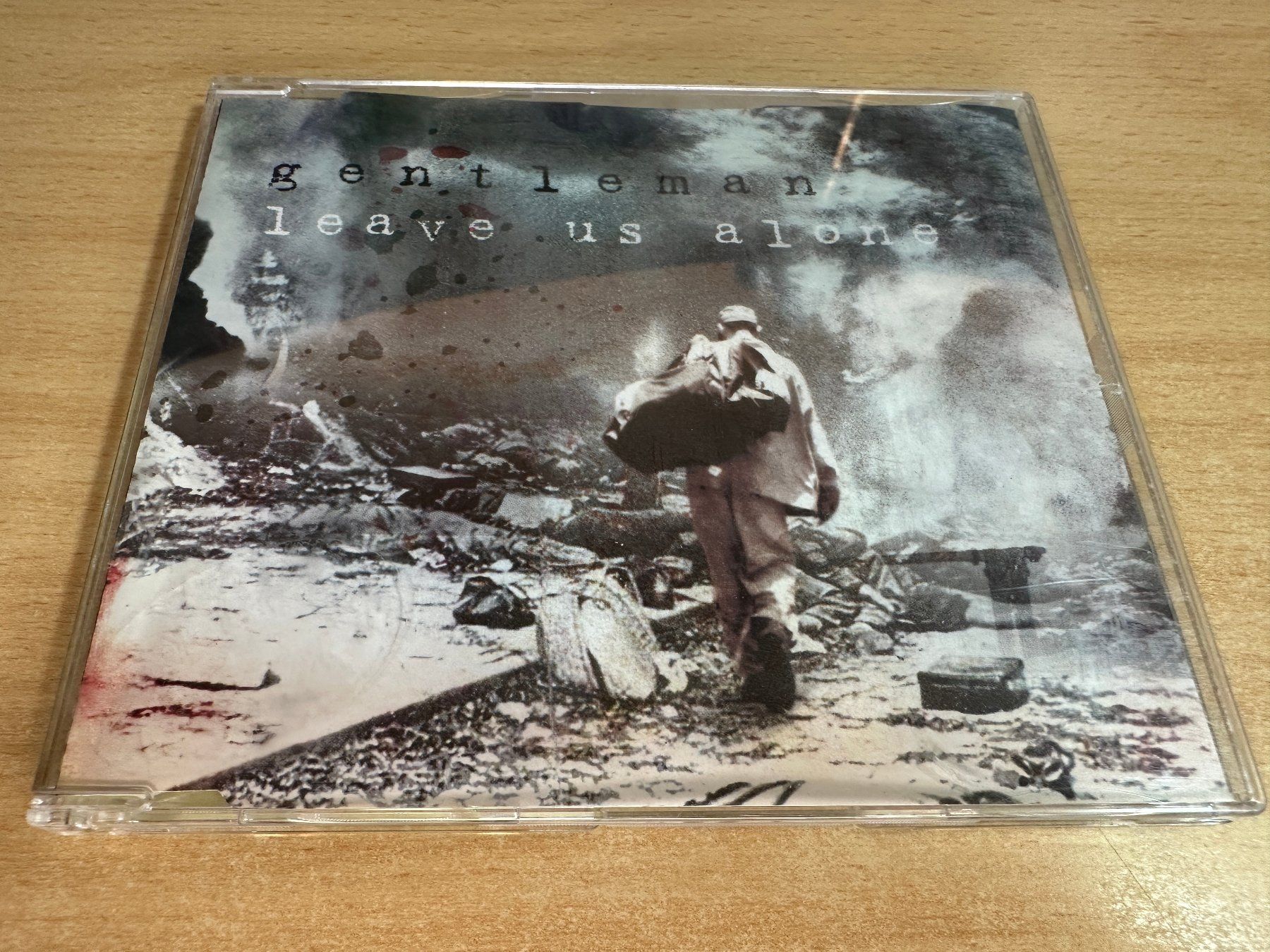 CD: Gentleman – Leave Us Alone - Single CD – Usato da Rikon im Tösstal venduto da Alpenmutz