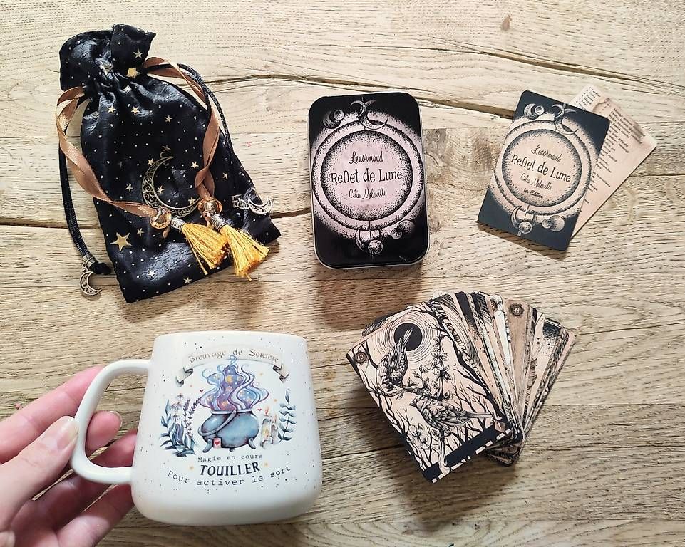 Giochi: Lot Oracle Lenormand Reflets de Lune neuf – Nuovo e nell'imballaggio originale da Yvonand venduto da rox_8y69