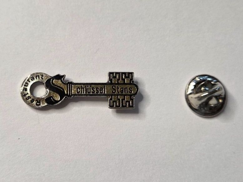 Placchette & Badge: Pin's Schlüssel Restaurant Stans – Usato da Territet venduto da Cenh