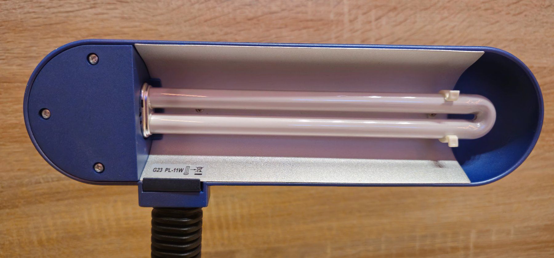 Lampade: Blaue Schreibtischlampe, Top Zustand – Usato da Niederglatt ZH venduto da 04iboT 1