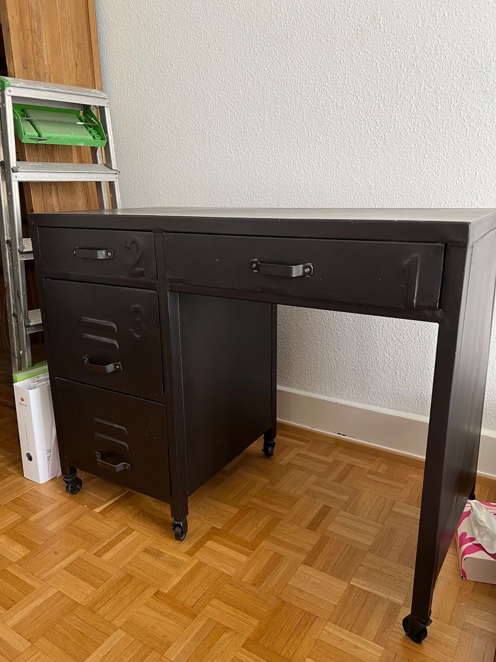 Scrivanie: Bureau + Lampe – Usato da Genève venduto da ism_th6q 1