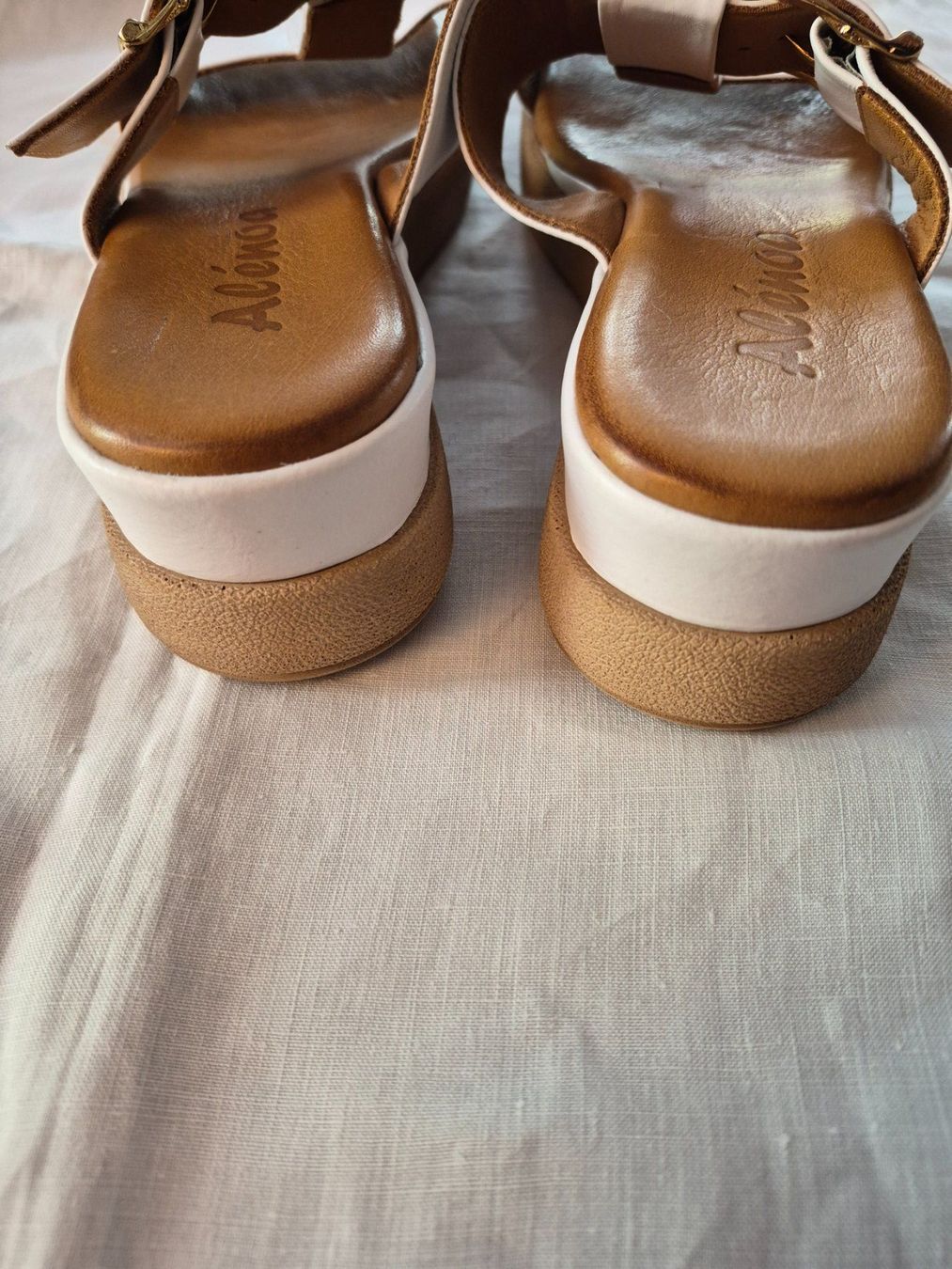 Scarpe da donna: sandales Alenoa – Usato da charmoille venduto da mir_my9f 1