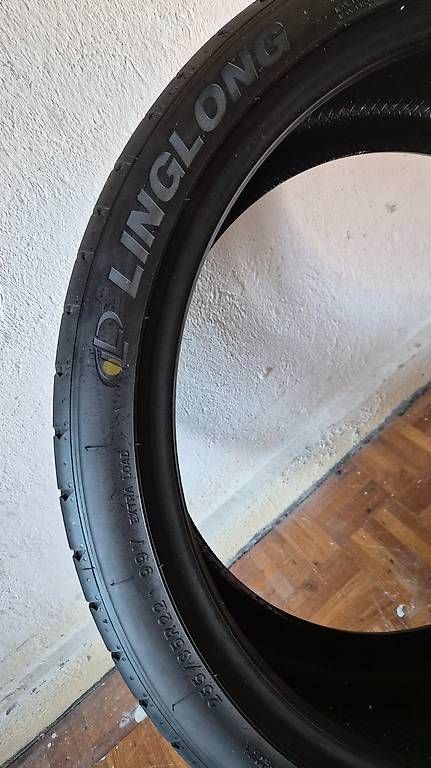 Pneus & Roues: neue Sommerreifen – D'occasion à Adliswil par Space07 1