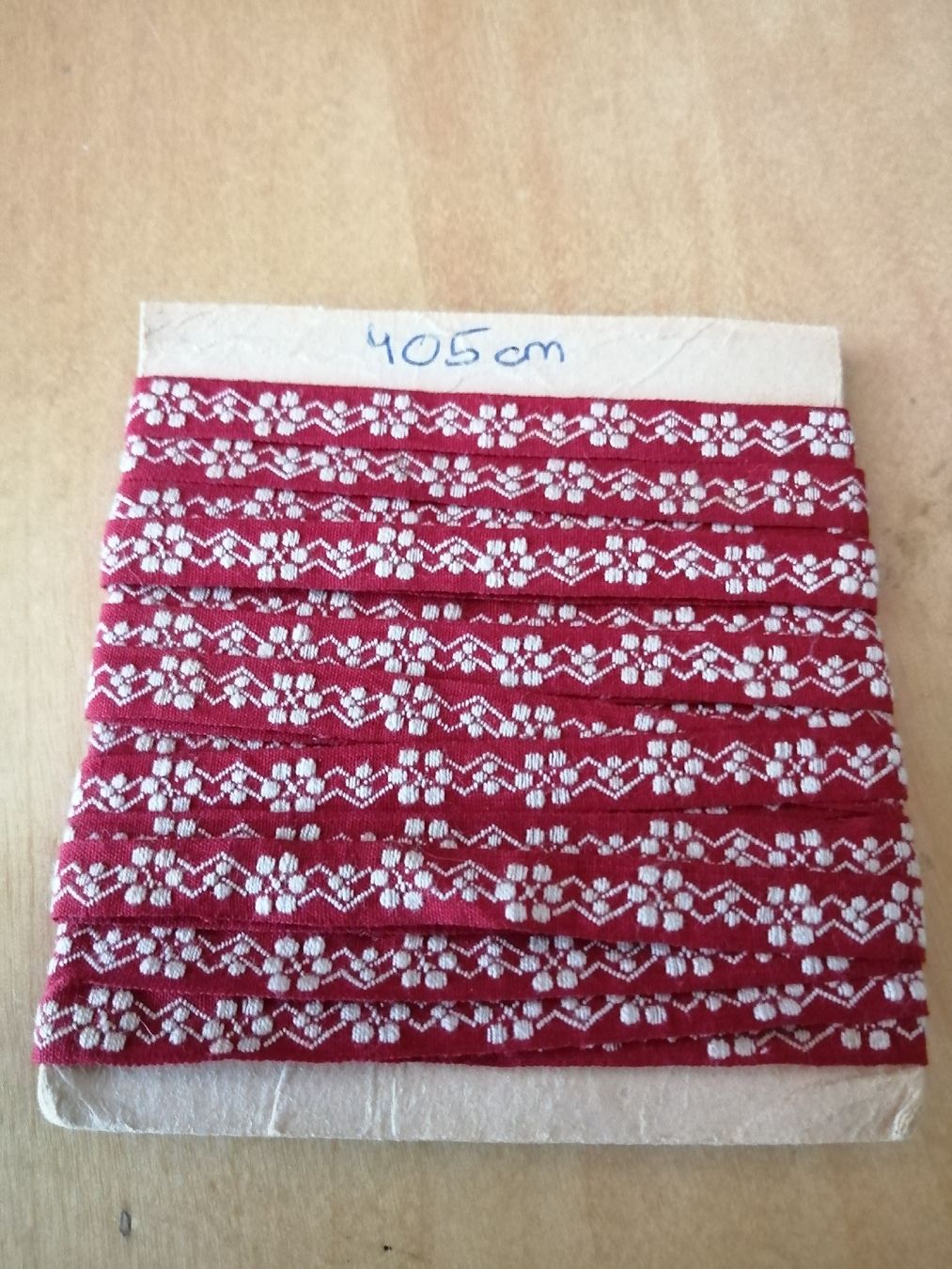 Nastri decorativi: Bordüre rot gemustert 405cm - NEU  – Nuovo (secondo la descrizione) da Honau venduto da holunder3