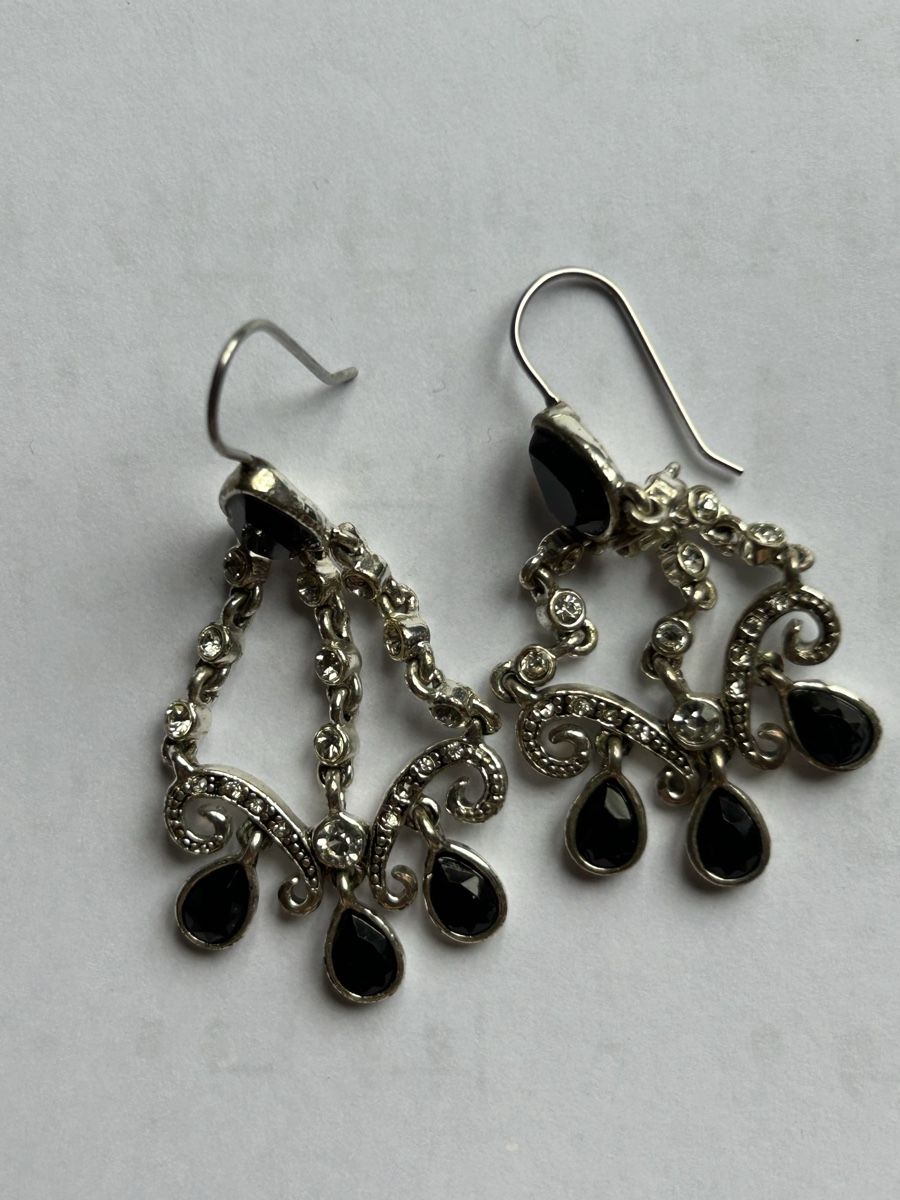 Ohrringe & -stecker: Earring Collection - 7 Pairs for Every Occasion – Gebraucht aus Genève von Noemie.wrmsi 2