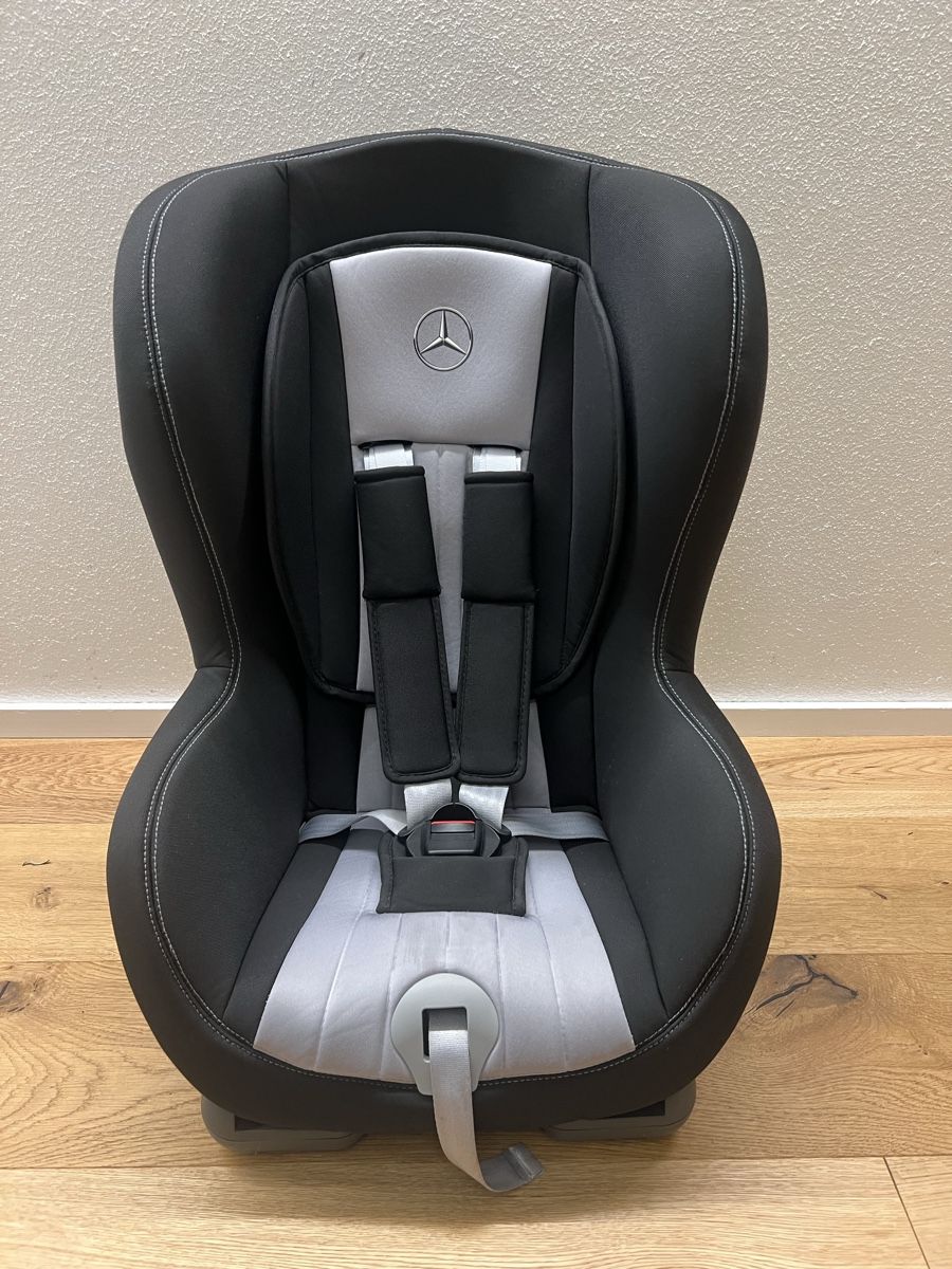 Britax Römer Seggiolini per auto: Britax Römer Duo Mercedes Edition – Usato da Stans venduto da Jaeseli