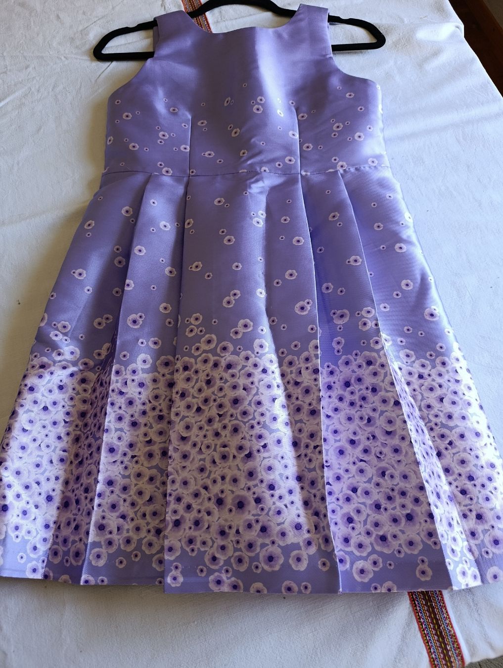 Vestiti & Gonne: robe 140 ou 146 – Usato da Monthey venduto da 04Elisa