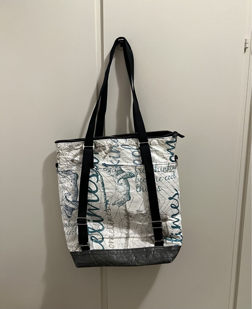 Zaini: MapBagRag Papier Rucksack-Tasche – Usato da Flims Dorf venduto da and_d82j 1