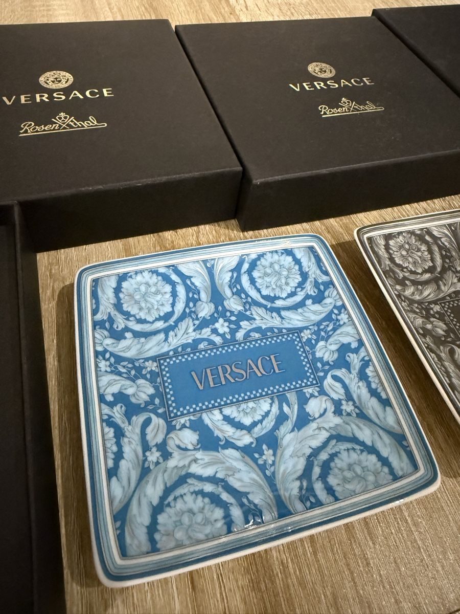 Versace Piatti: Versace/Rosenthal Barocco plates – Nuovo e nell'imballaggio originale da Dietikon venduto da leo_2bf6 1
