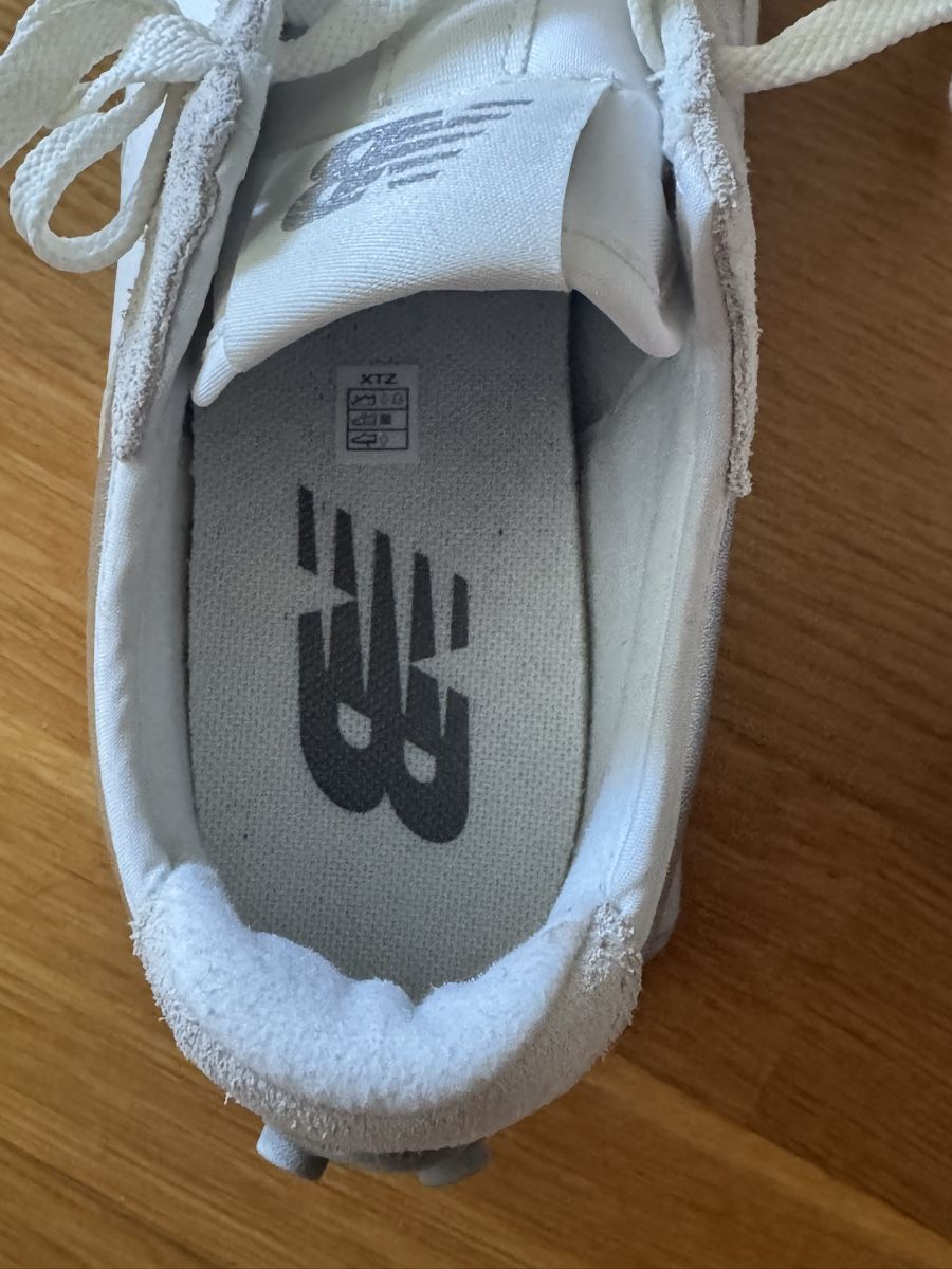 New Balance Scarpe da donna: New Balance Sneaker / Turnschuhe Gr. 37.5 – Usato da Rüti ZH venduto da Christy10 3
