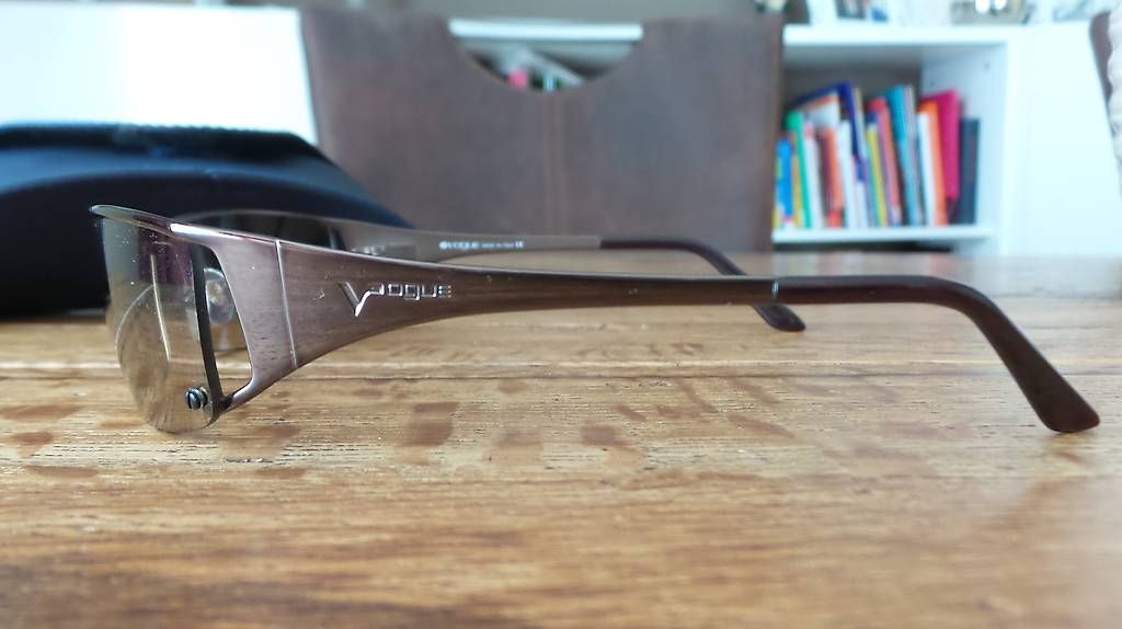 Vogue Brillen & Gläser: Vogue Sonnenbrille – Gebraucht aus Muttenz von einfach-schoen 2