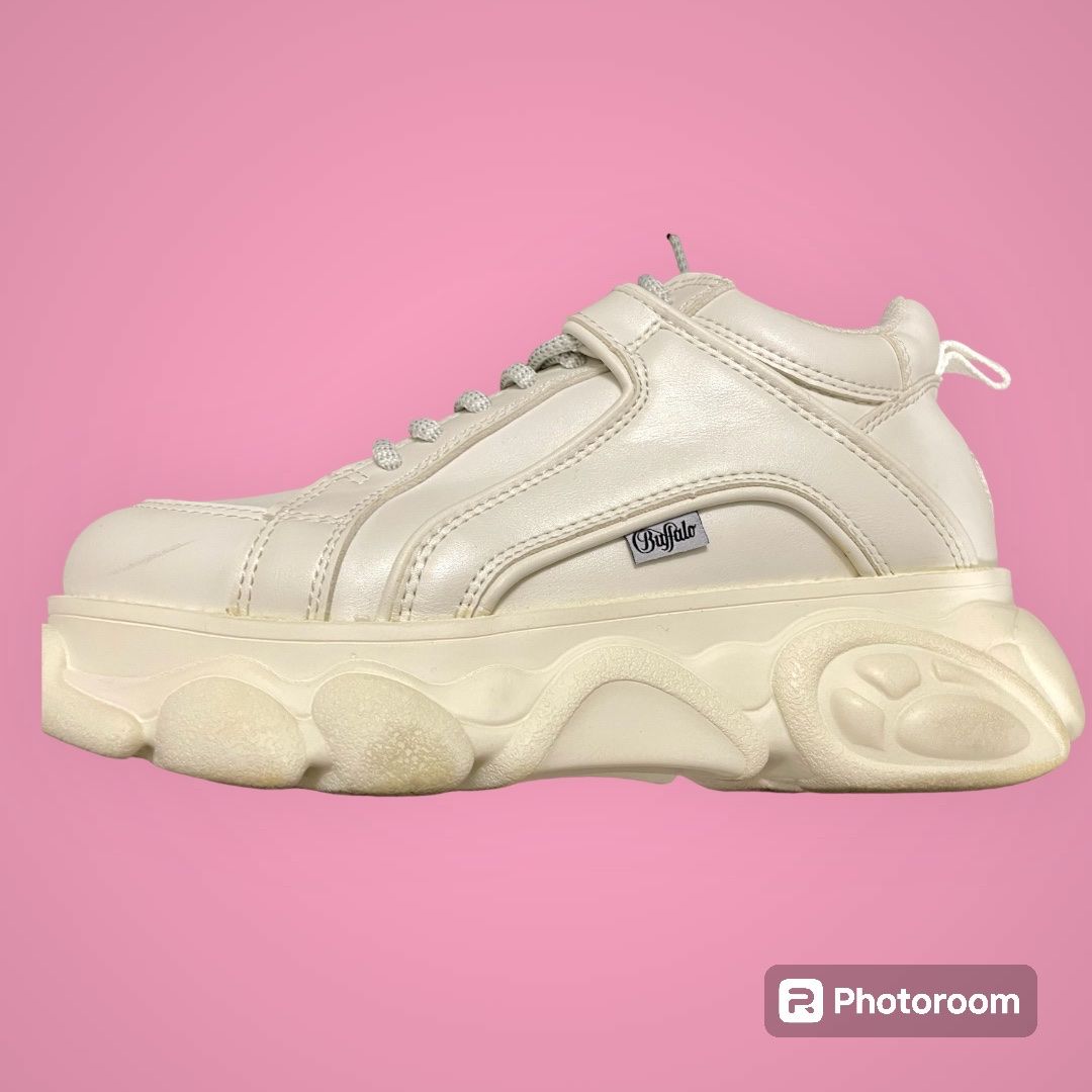 Buffalo Scarpe da donna: Buffalo Sneakers BINARY C – praktisch neu – Usato da Urdorf venduto da Anassor