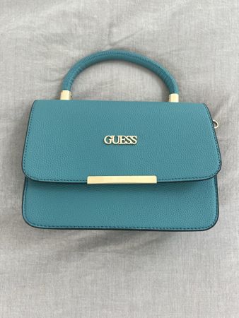 Sac à main bleu turquoise Massimo Bags porté épaule ou main 