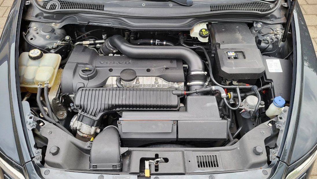 Volvo Automobili: VOLVO 2.5 T5 Summum AWD – Usato da Mönchaltorf venduto da guka7 5