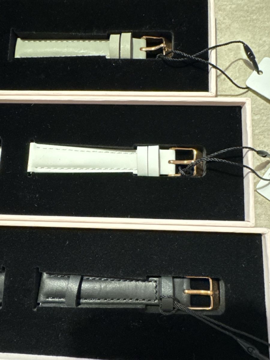 Armbänder & -reifen: Uhrenbänder – Neu und originalverpackt aus Zürich von lau_6q77 1