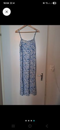 Sommerliches Maxikleid mit Bluemli-Muster, Grösse M