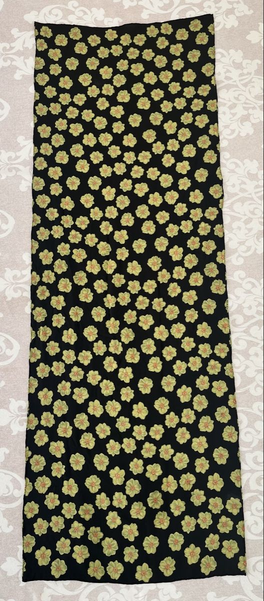 Fabric Frontline Foulard & Sciarpe: Seidenfoulard / Fabric Frontline – Usato da Wetzikon ZH venduto da seli03