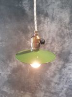 Restaurierte Emaille Werkstattlampe