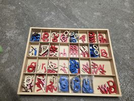 Montessori bewegliches Alphabet mit Matte 