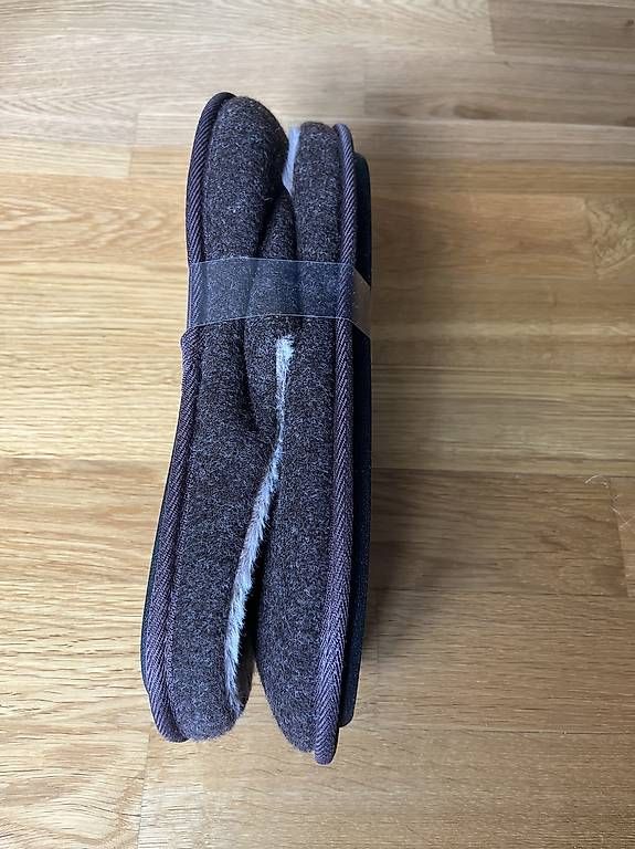 Chaussures hommes: Herren-Hausschuhe NEU Grösse 46 – D'occasion à Zürich par sus_n9fj 2