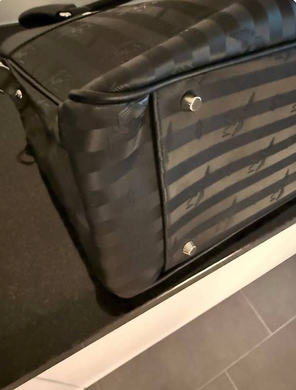 Borse da donna: Maison Mollerus Handtasche Neuwertig – Usato da Seuzach venduto da Ea1512 2