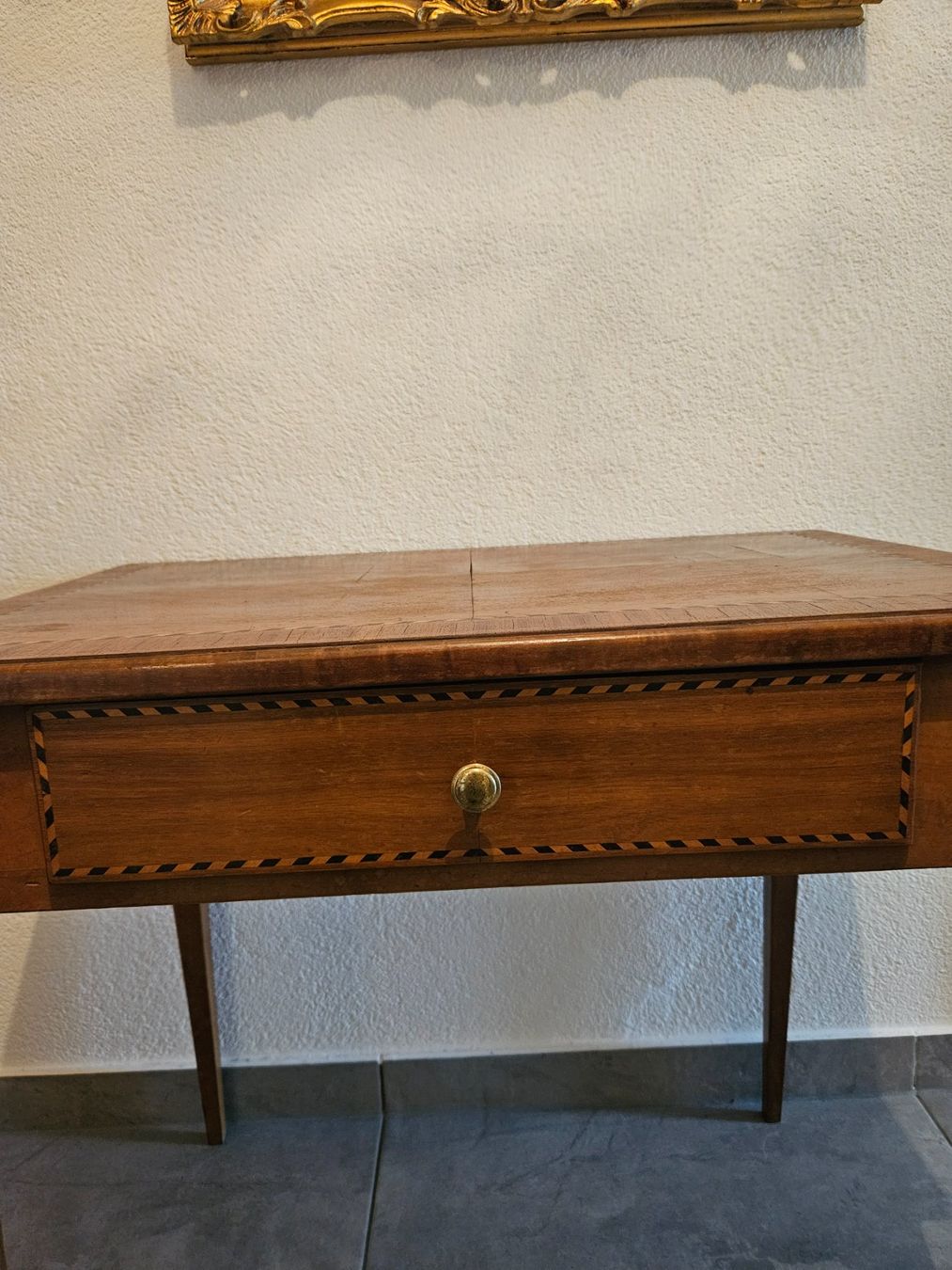 Tavoli: Antiker, Nussbaum- oder Kirschholztisch mit Schublade – Usato da Wittenbach venduto da anzo4 1