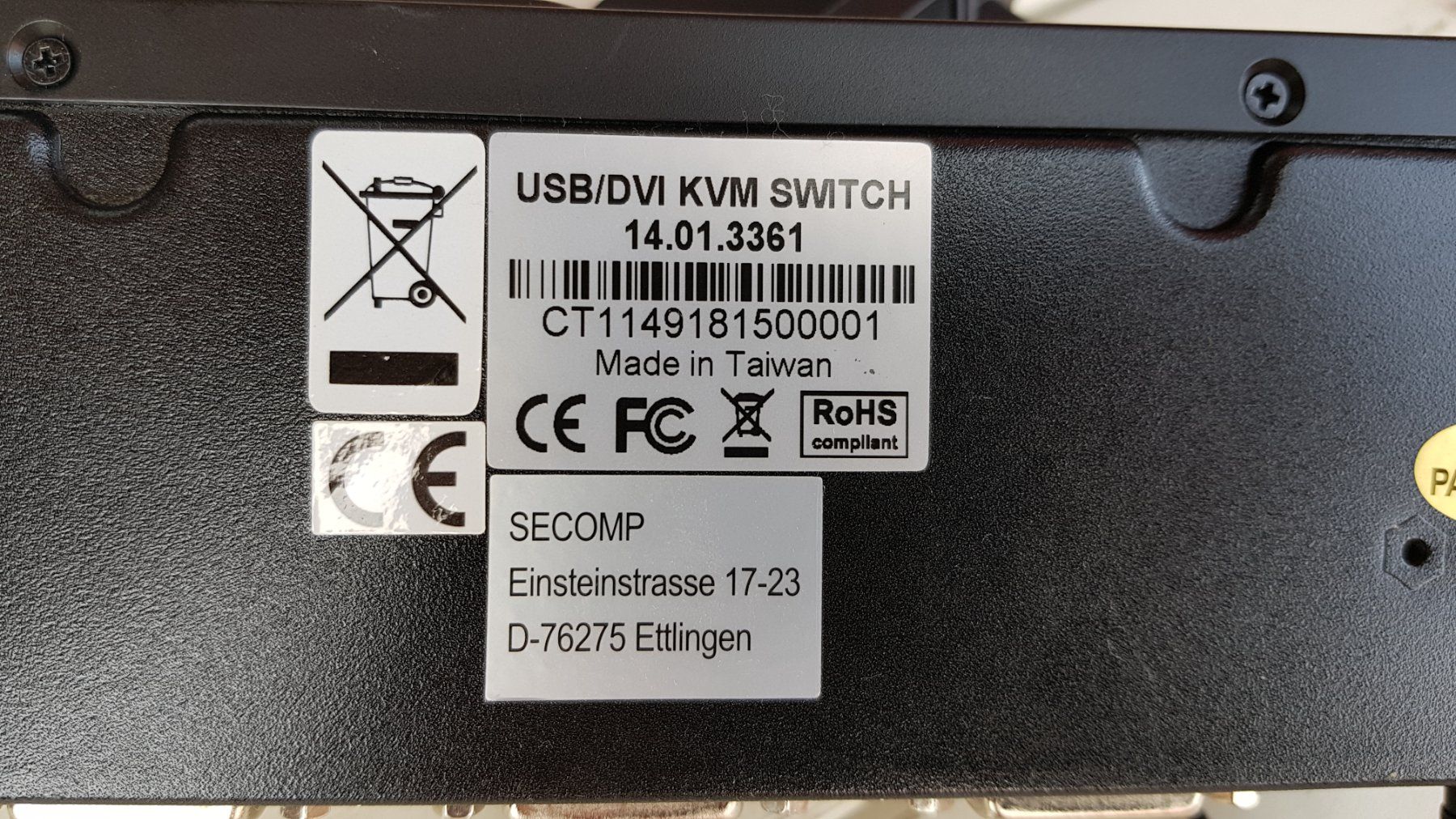 Hub & Switch: USB/DVI KVM Switch – Usato da Eggiwil venduto da kariiina 1