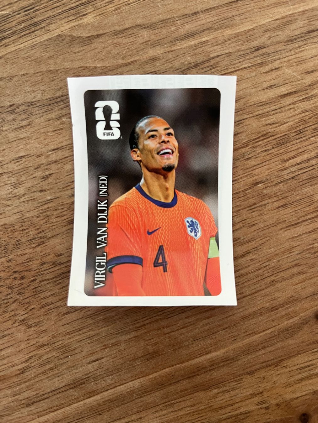 Panini Cartes à collectionner: CC6, Virgil Van Dijk (NED) Panini 2026 – Neuf avec emballage d'origine à Gretzenbach par Senta88