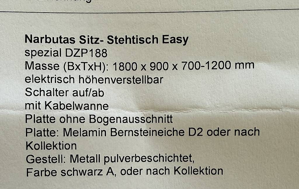 Bureaux: Höhenverstellbarer Bürotisch, Eiche – Neuf (Voir description) à Münchenstein par Schi.77 1