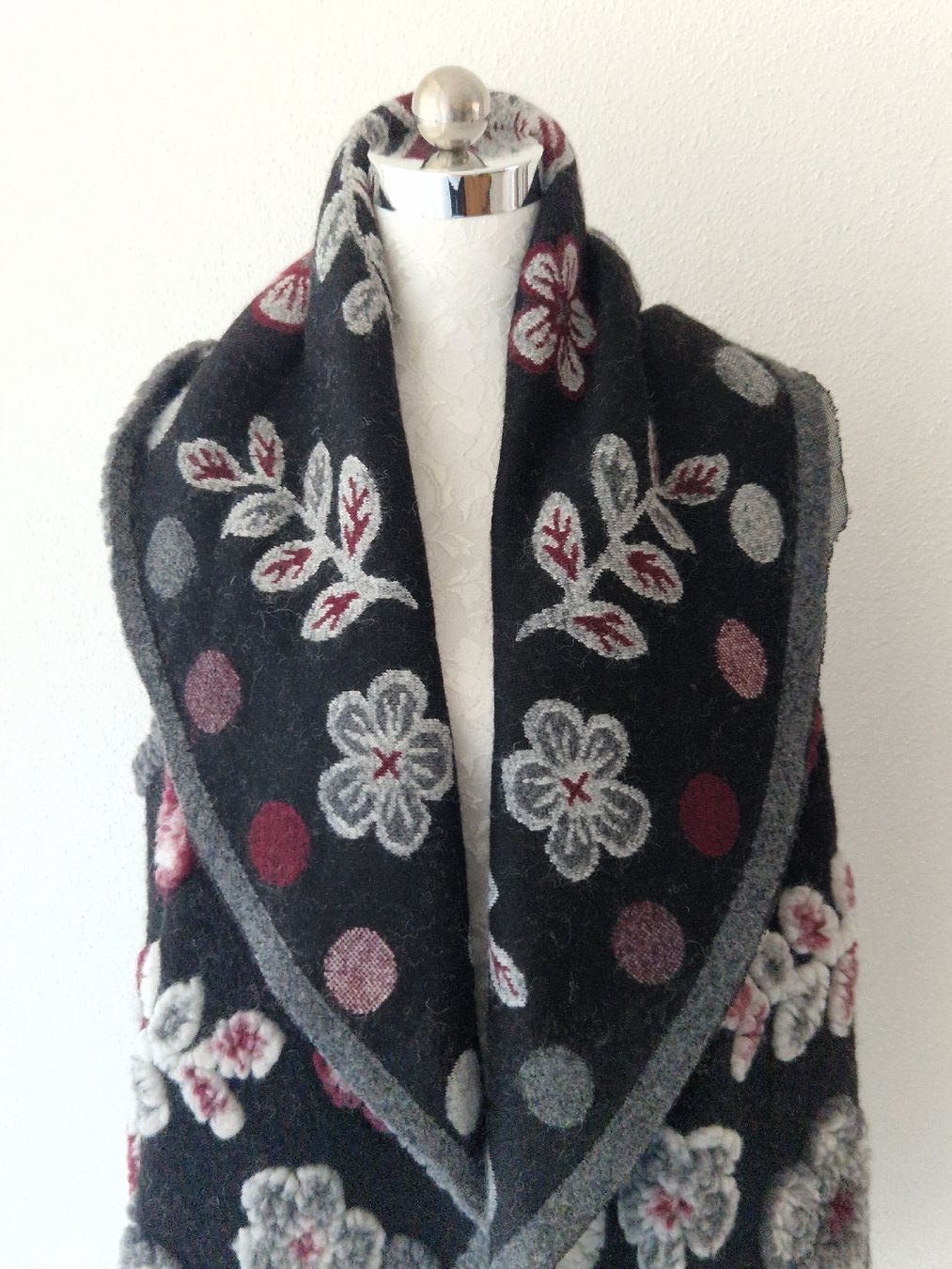 Gilets & Westen: GILET – Neu und originalverpackt aus Camorino von JPHANDMADE1 1