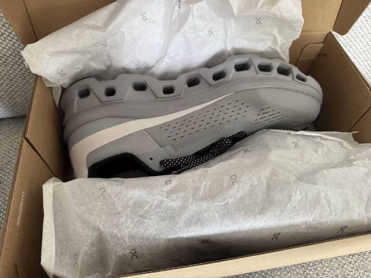 On Herrenschuhe: ON Cloudmonster – Neu und originalverpackt aus Corpataux von seniz 7