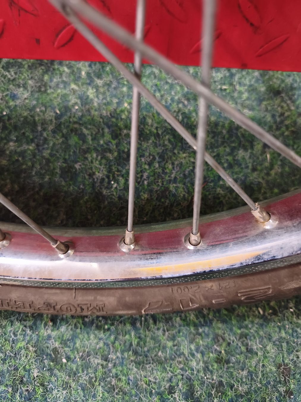 Puch Parti ricambio per ciclomotori: Original Puch Maxi Vorderrad  – Usato da Münchwilen TG venduto da Denso33 4