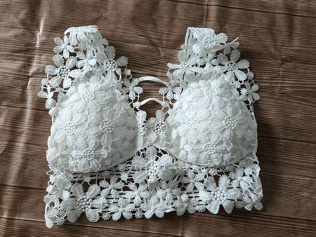 ​😍 Stylisches Häkel-Bralette - M - Crop Top / Weiss