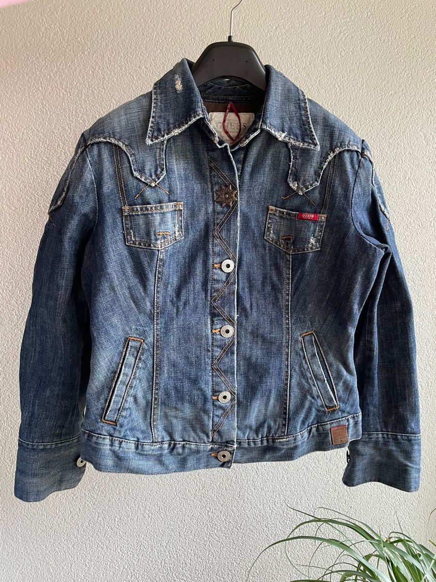 Guess Giacche: Guess Damen Jeansjacke Gr. 40/42 – Usato da Untersteckholz venduto da ger_92lp