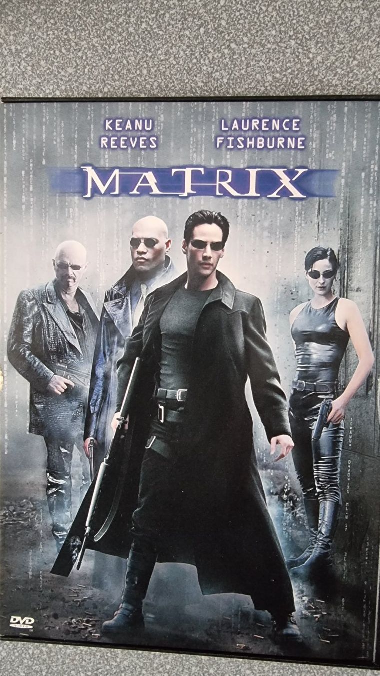 Tous les DVDs: DVD Matrix - Keanu Reeves – D'occasion à Oetwil am See par fineli2