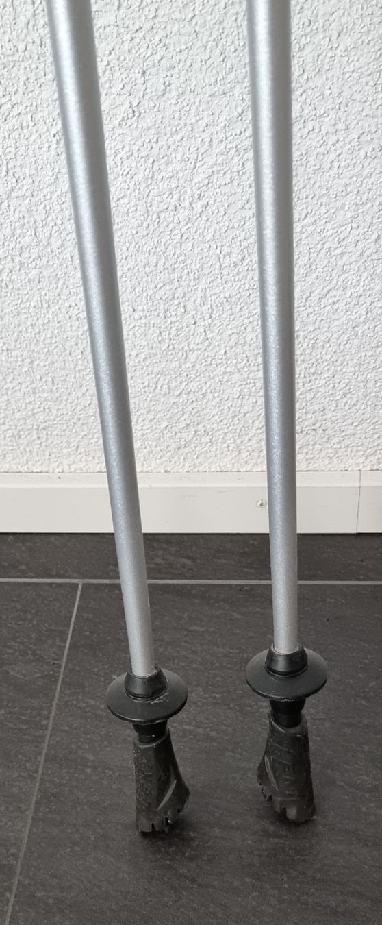 Leki Wanderstöcke: LEKI Laufstöcke,110 cm-44" – Neu und originalverpackt aus Frauenfeld von Bleeddragon 2