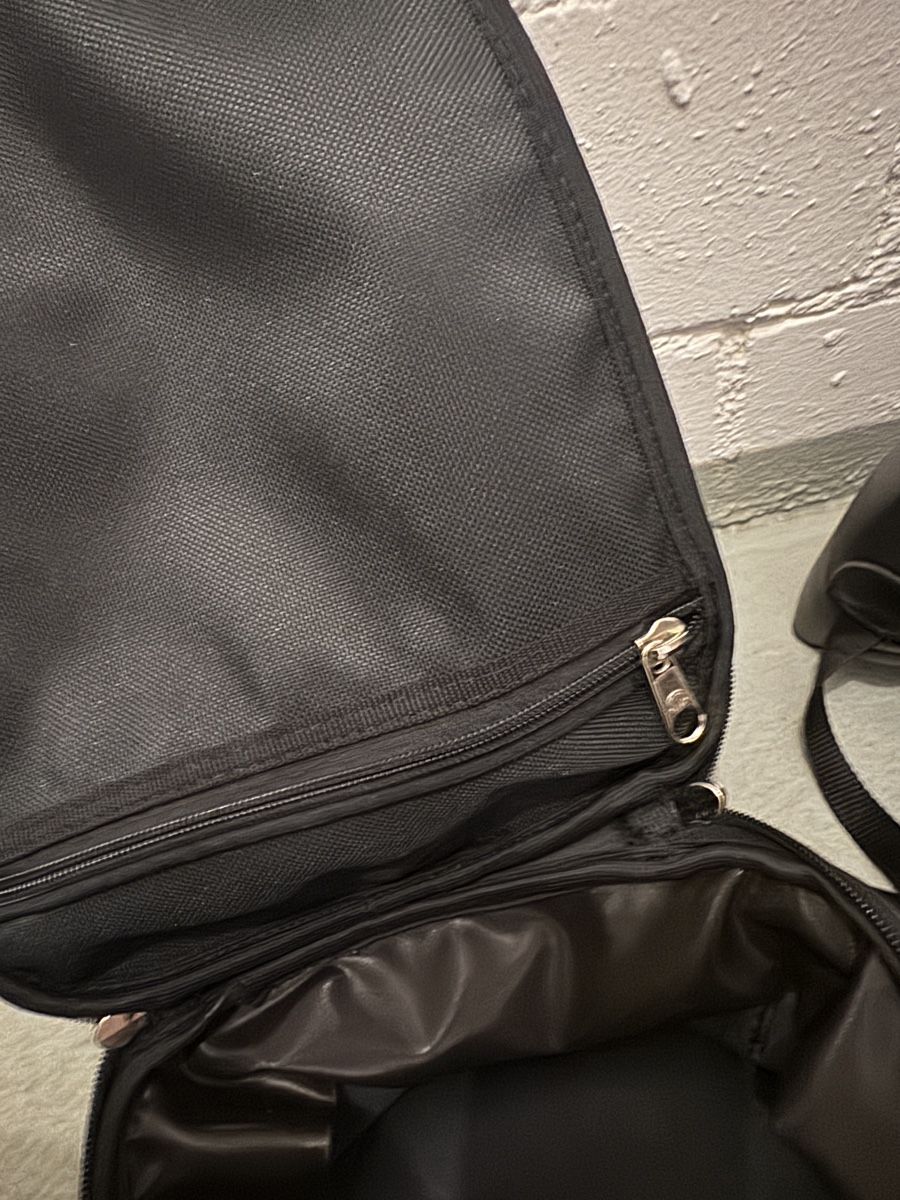 Ducati Tutti i ricambio per moto: Ducati Performance Tankrucksack – Ducati Monster – Usato da Zumikon venduto da Aulla 2