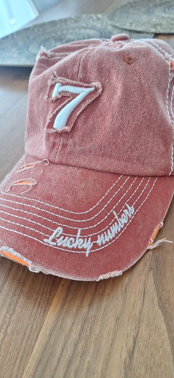 Altro in  Abbigliamento & Accessori: Coole Cap mit "Lucky Numbers"-Motiv, Grösse verstellbar – Usato da Brugg AG venduto da bacbac5757