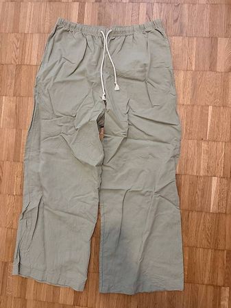 Uniqlo Leinen Hose