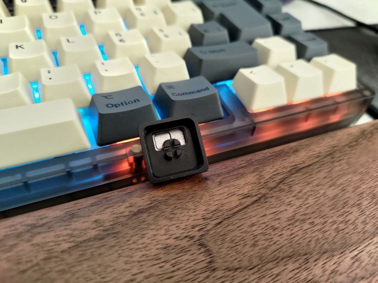 Tastiere: M7 Customized Artisan Keycap – Usato da Küssnacht am Rigi venduto da Nexovox 3