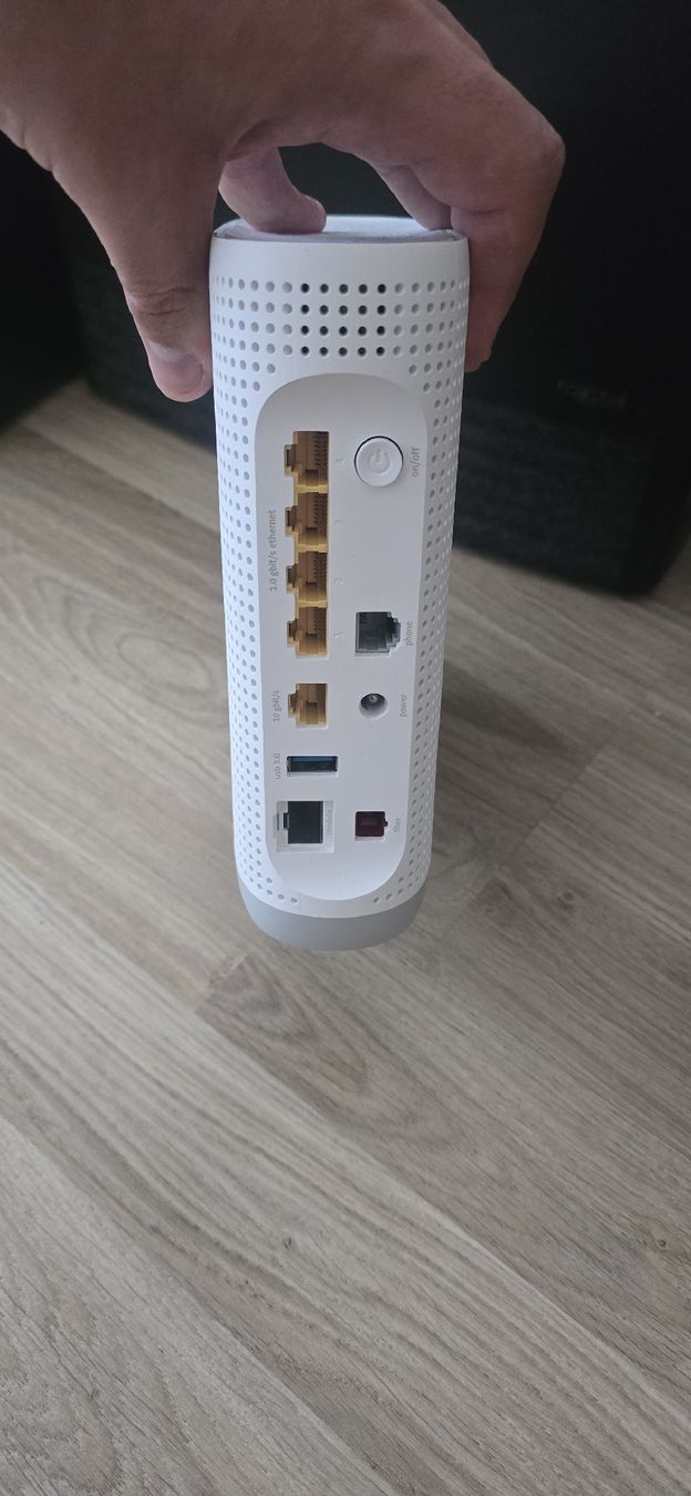 Swisscom Modems & Router: Swisscom internet Box 5 – Neu (gemäss Beschreibung) aus Emmenbrücke von emr_92bb 2