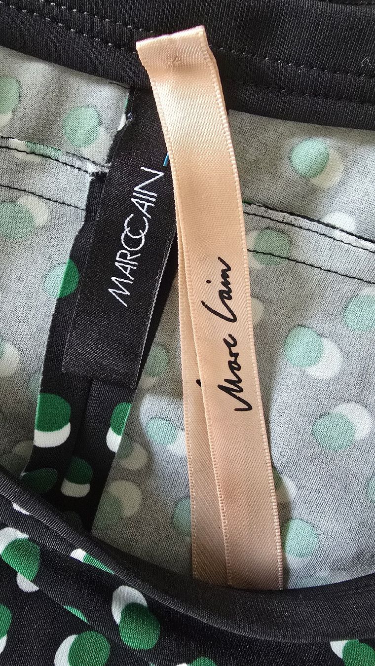 Marc Cain Vestiti: Marc Cain Kleid  – Nuovo (secondo la descrizione) da Widnau venduto da Schurlibua 4