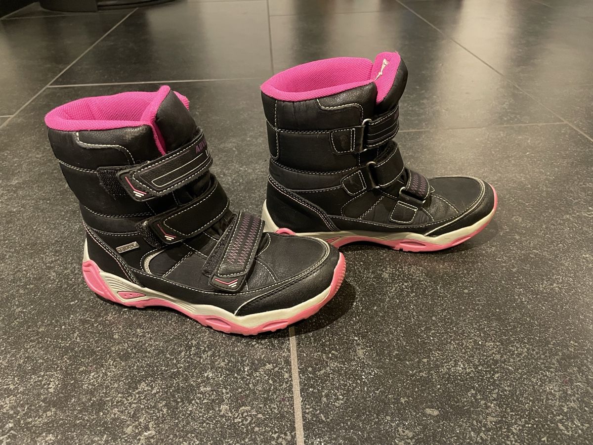 Scarpe per ragazze: Cortina Stiefel Mädchen Grösse 34 – Usato da Wegenstetten venduto da Marcus2222 1