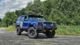 Jeep Cherokee XJ Offroad-Monster!