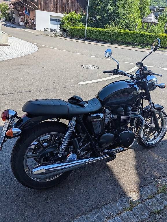 Triumph Route: Triumph Bonneville 2009 SE – D'occasion à Zürich par ItsTchak 3