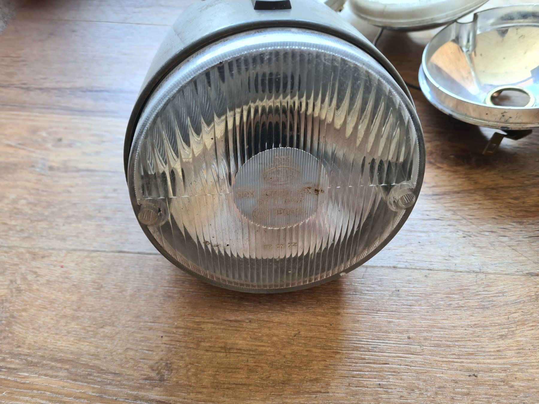 Piaggio Ciclomotori: Lampe Piaggio mit Ersatzteilen – Usato da frümsen venduto da Sailem 1