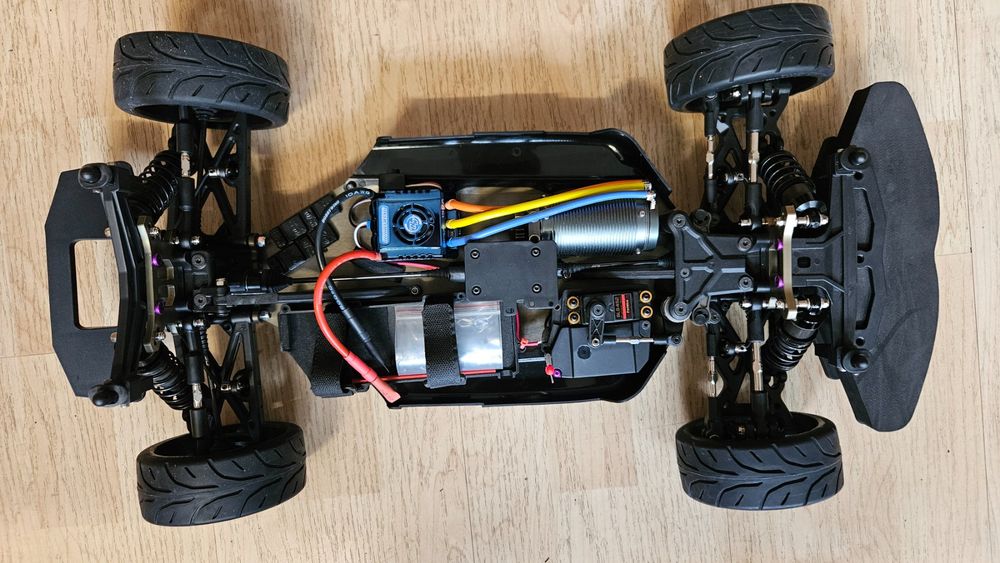 RC Kits de montage: Rc Car GT - V2e 4WD 1:8 – Neuf (Voir description) à Schlosswil par Progo 2