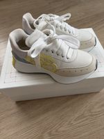 Alexander McQueen Sneaker Gr. 36.5