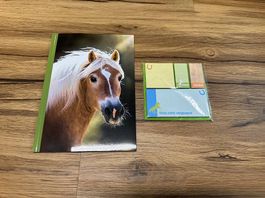 Büromaterial mit Pferdemotiv